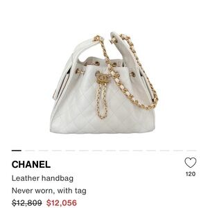 CHANEL 25 White Caviar Leather with Gold Chain